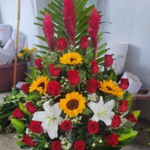 ARREGLOS  FLORALES GRANDES